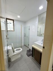 Landbay Condominium (D16), Condominium #458706691